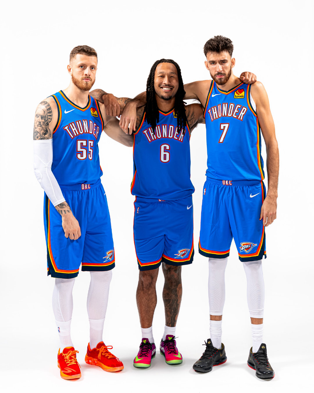 揭幕战预告🏀
明日9:30客场对阵马刺💪
#雷霆[超话]##ThunderUp# ​