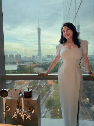 这次来广州，意外遇到我的一个闺蜜，她也来广州办事，所以我马上把住宿的酒...