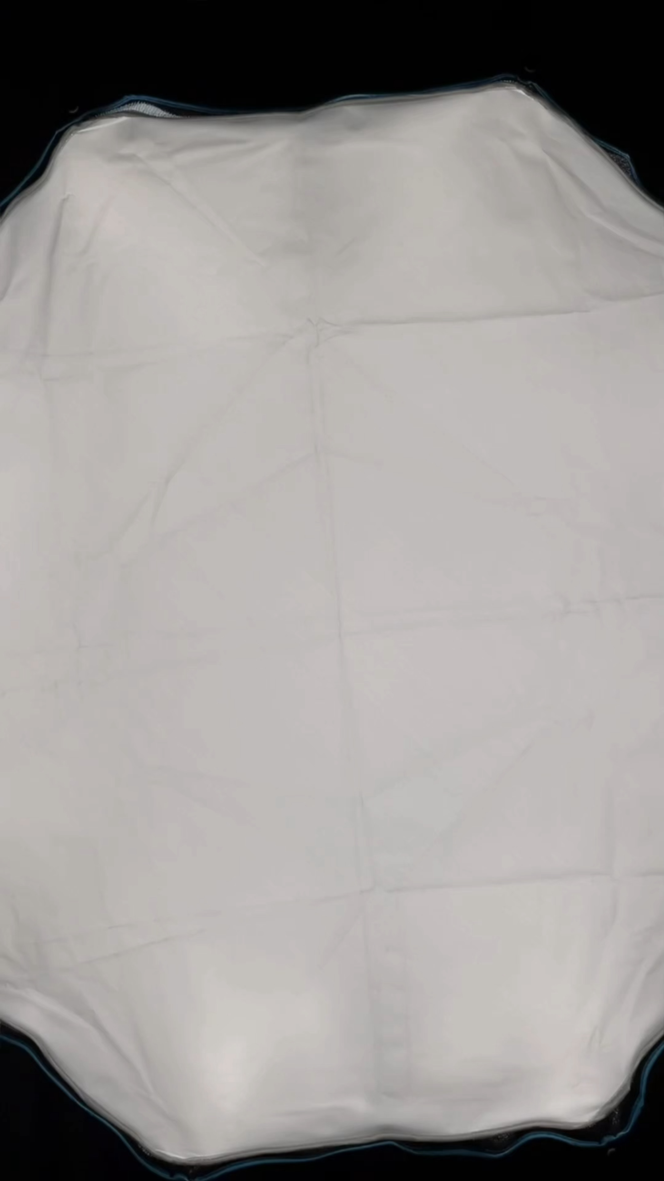 原来这照片还有第二关 我以为这只是一张打光灯的live图原来还有我家小...