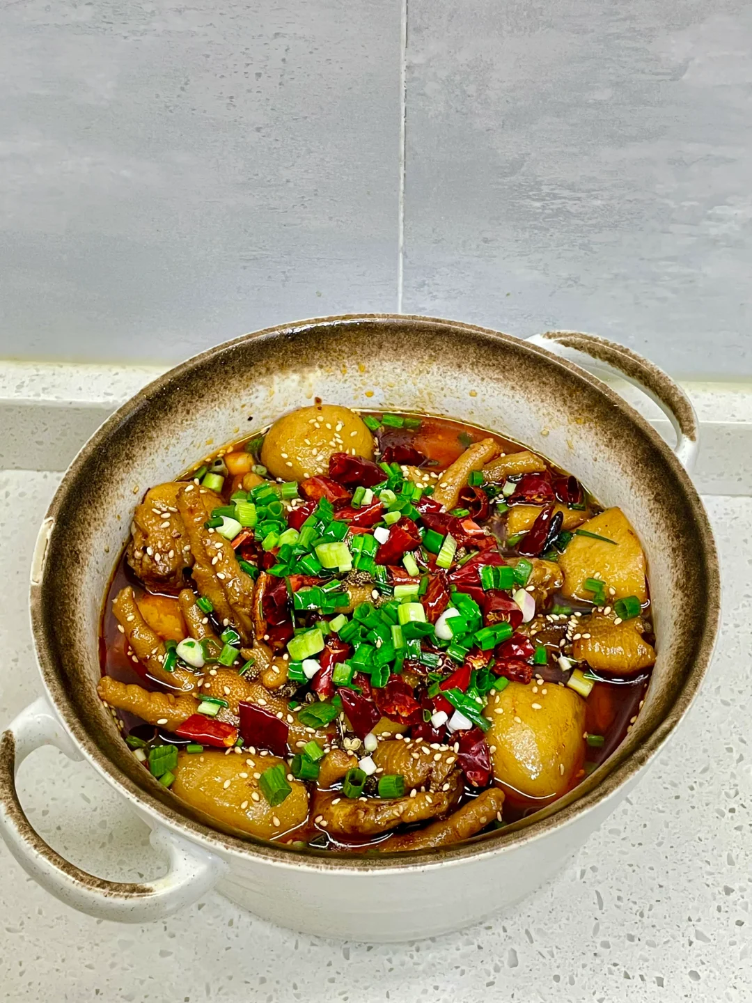 软烂入味的芋儿耙鸡脚，附详细做法～