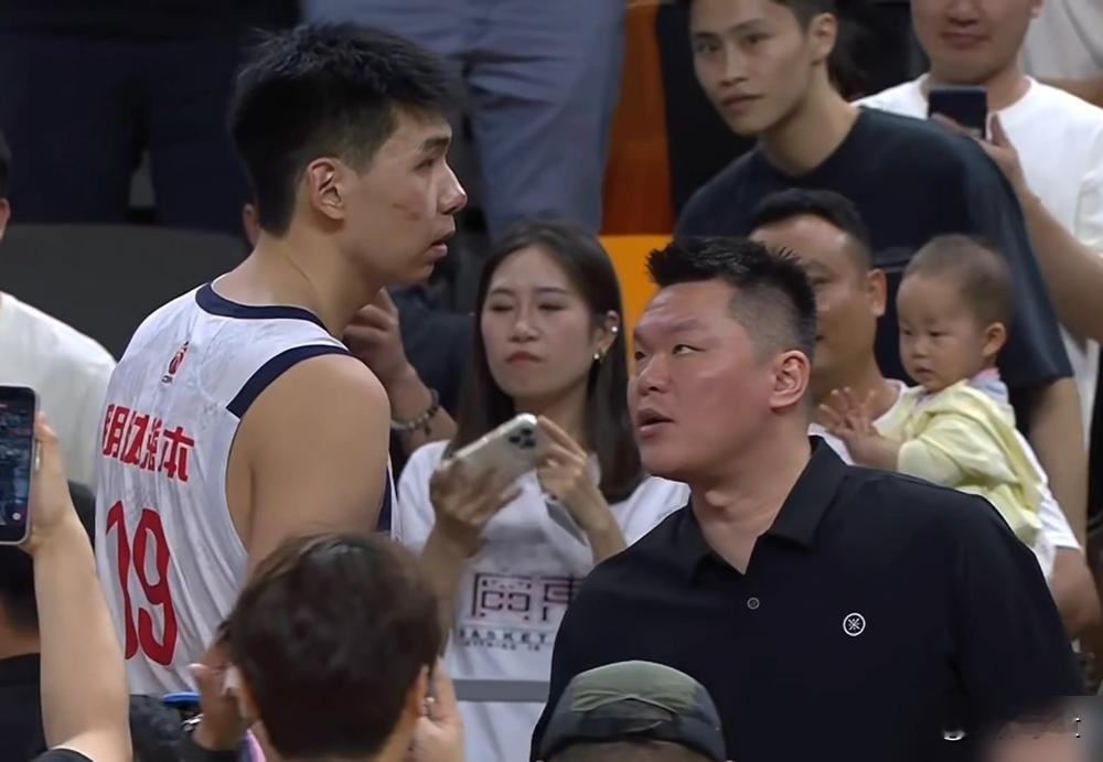 广东队0-3出局，杜锋把锅甩给三分球。但你真以为，宏远的根子烂在外面？...