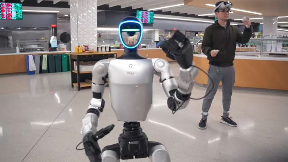 英伟达SONIC支持VR遥操作驱动人形机器人
