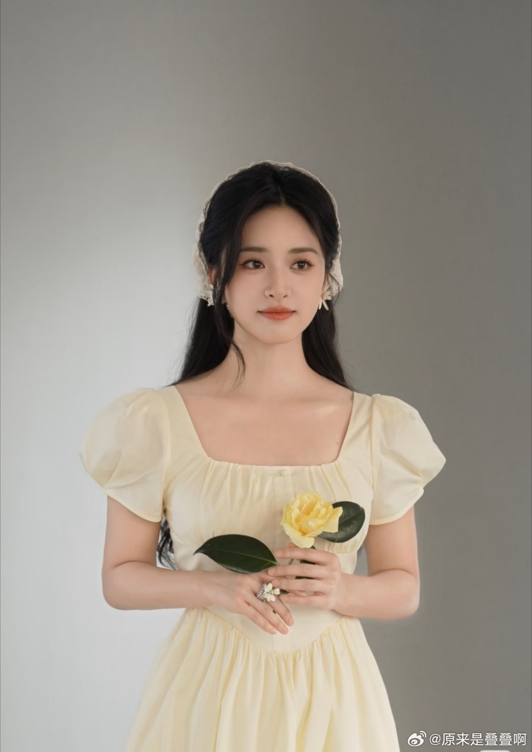 #沈月疑接ELL卸妆油商务#
是这个品牌不好吗还是怎么回事？
为啥看到有说粉丝抵制呢？
如果不是，那就是粉丝有点多管闲事
如果是，那沈月还是慎重一点吧
好喜欢她这个妆造[嘻嘻] ​