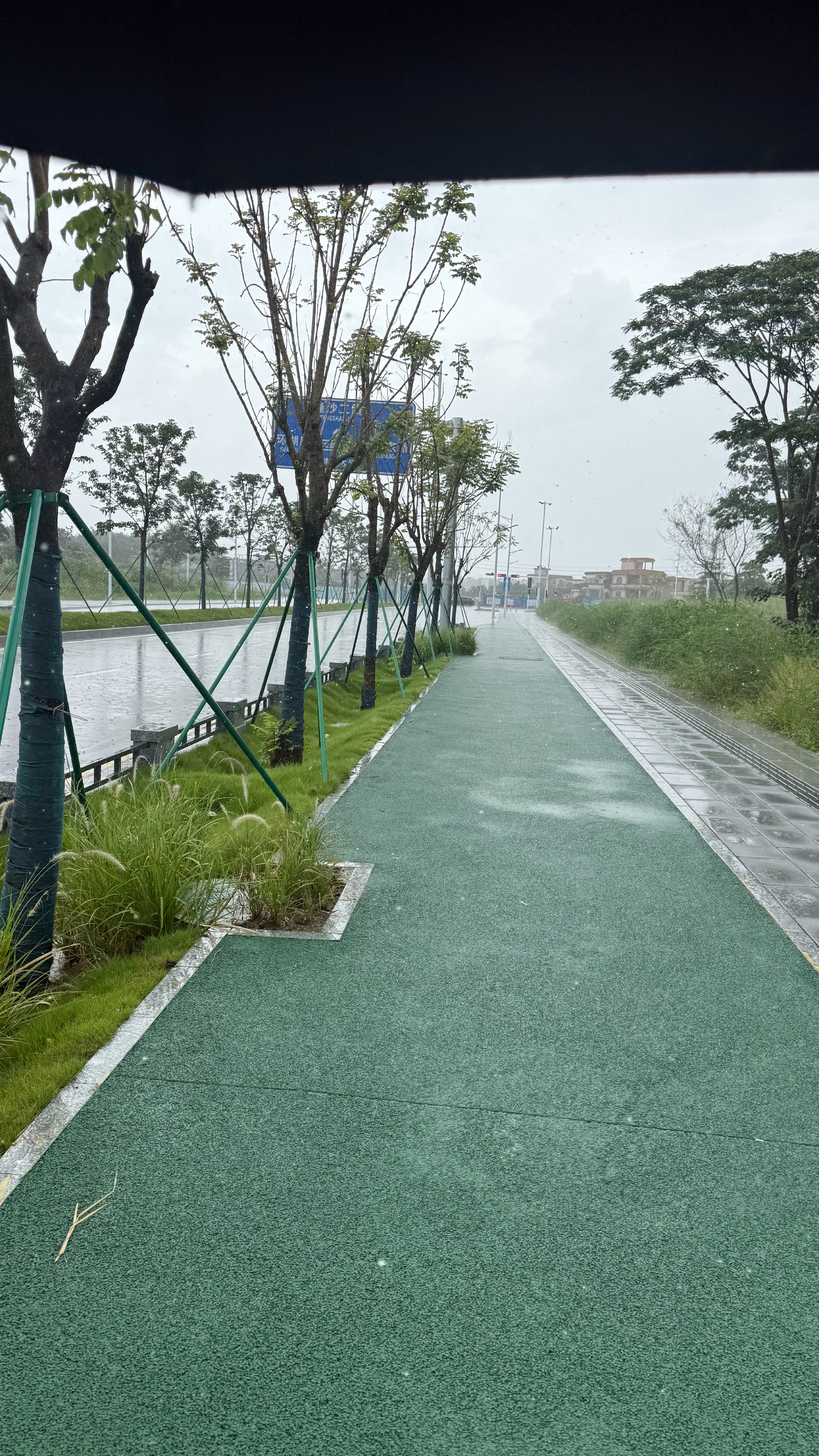Small small第七期已到临这期是沉浸式体验和宋昊两个人两座城市...