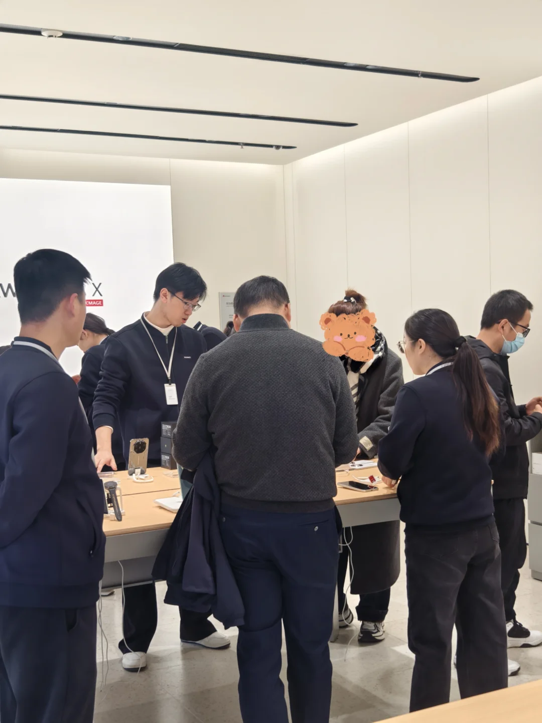 华为新发布的Mate系列真机大家摸了吗？