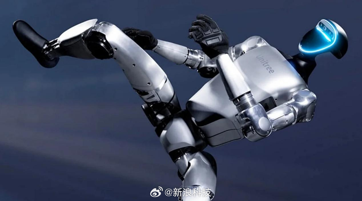 【宇树科技股价连续回调，证券日报：#勿用短期K线定义人形机器人的未来#】在科创板上市后，宇树科技经历了一轮极具戏剧性的市场行情。上市首日，受人形机器人赛道热度推动，该公司市值一度突破4400亿元。但行情并未持续，短短数个交易日，其股价连续回调，市值相比高点大幅回落。

在笔者看来，跳出股 ​