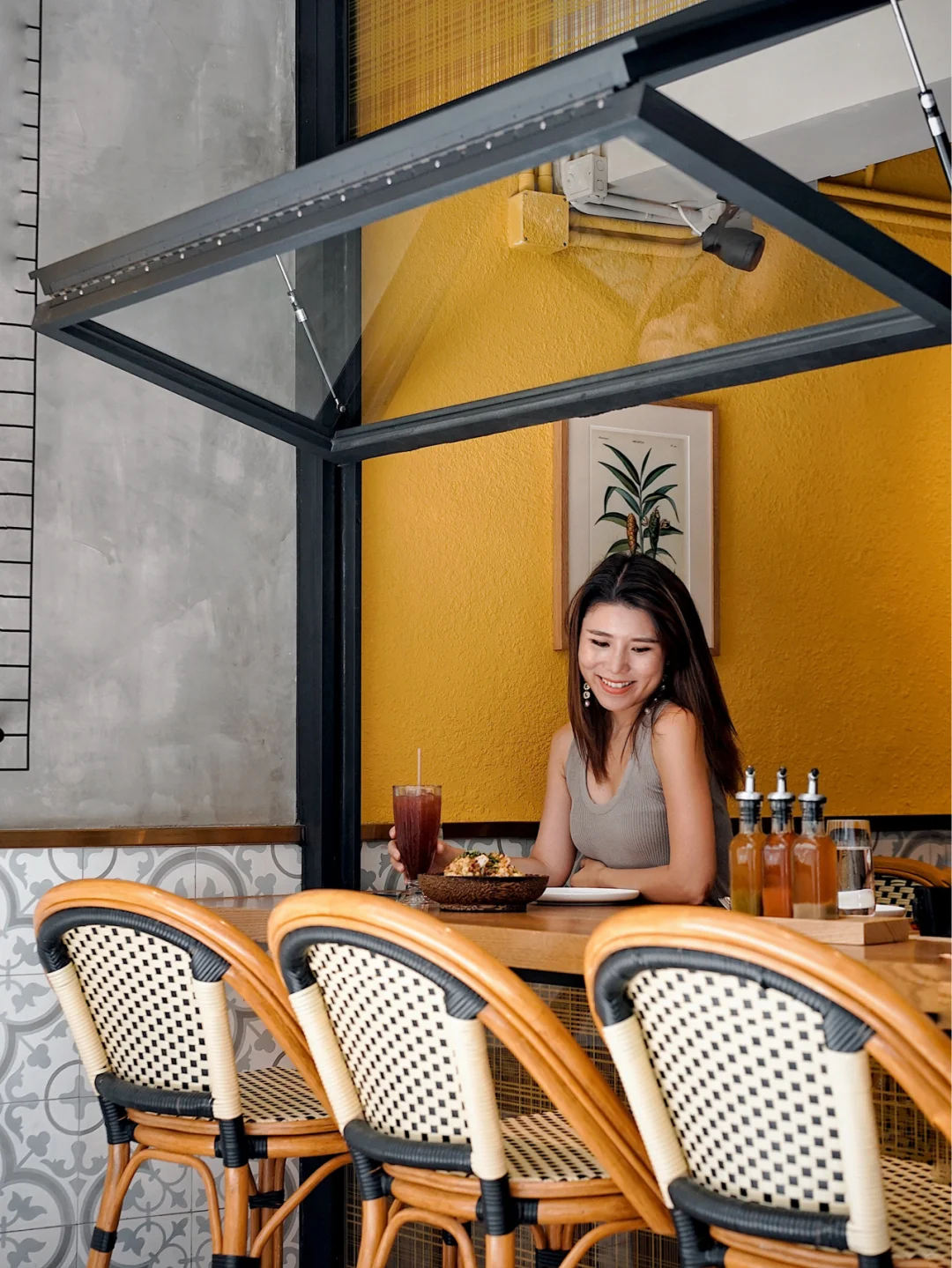 香港探店｜隐藏在上环安静小巷的摩登越南菜