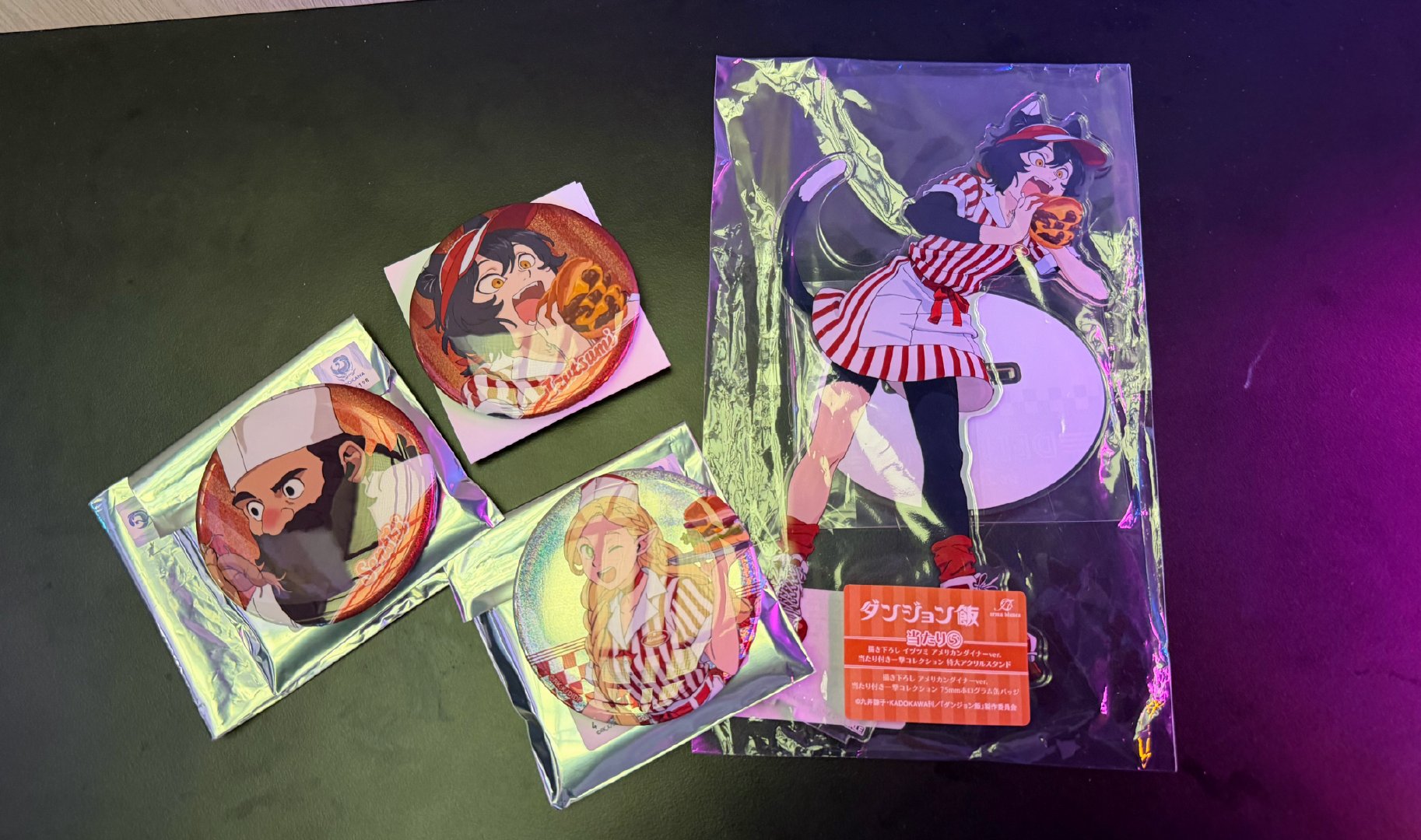小韩看了阿飞正传，这种zgr纪念活动真是环大陆了[泪奔]

因为大雾算是粤语的我听不懂，但没关系聪明的我从b站找了个国语配音用耳机品了个双音轨，大概看懂了。
黏糊的质感好喜欢，全是俊男美女但是妆造状态都特别自然。[泪奔][泪奔]看了太多精修反而有点不适应。
每次男主梳头的时候我都觉得很卫星白蜘 ​