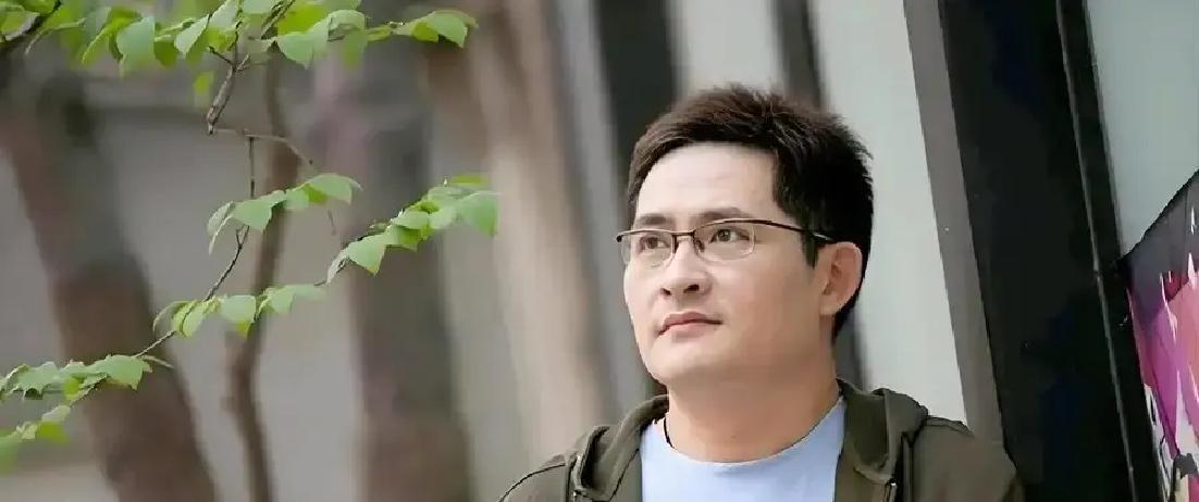 刘欢遗愿：不办追悼会，弟弟刘啸接连送走父母