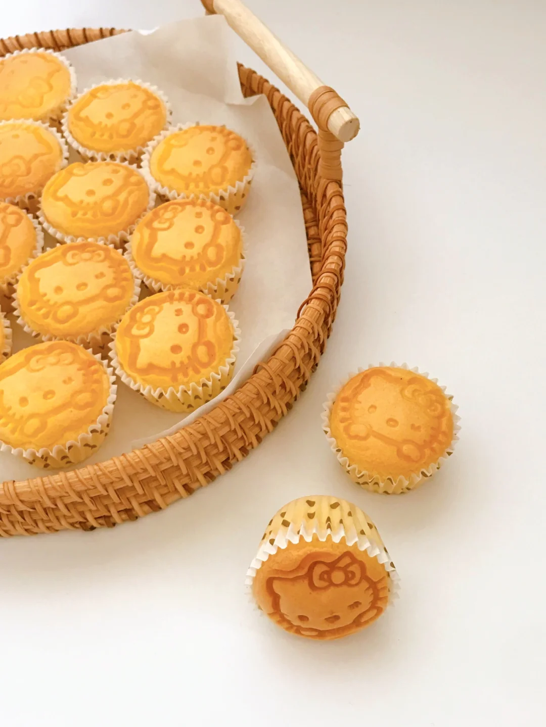 可可爱爱～香草戚风纸杯小蛋糕‼️