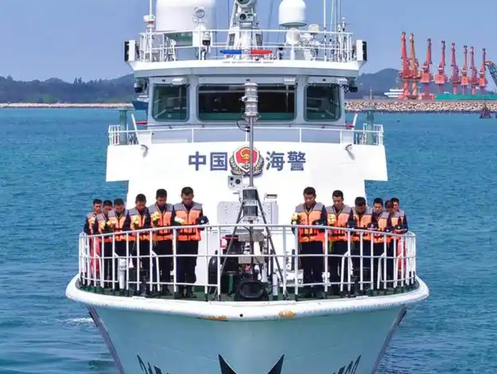 说一句不怕得罪人的话：咱们海警绕着台湾岛巡航一百圈，震慑效果加起来，都不如一次"