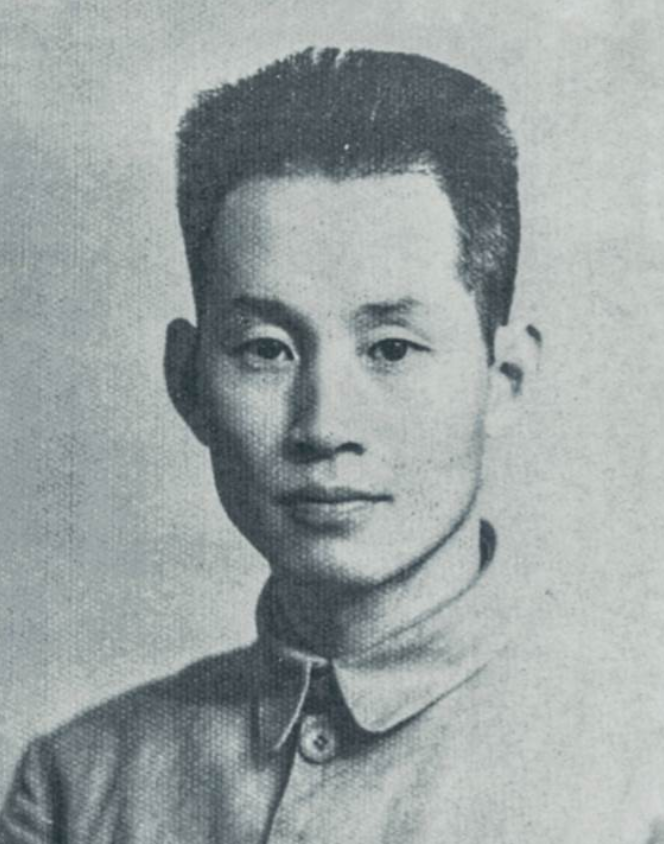 1990年，湖南祁阳计量局普通女工张锦兰突然收到一封台湾包裹。里面有一枚英国勋章