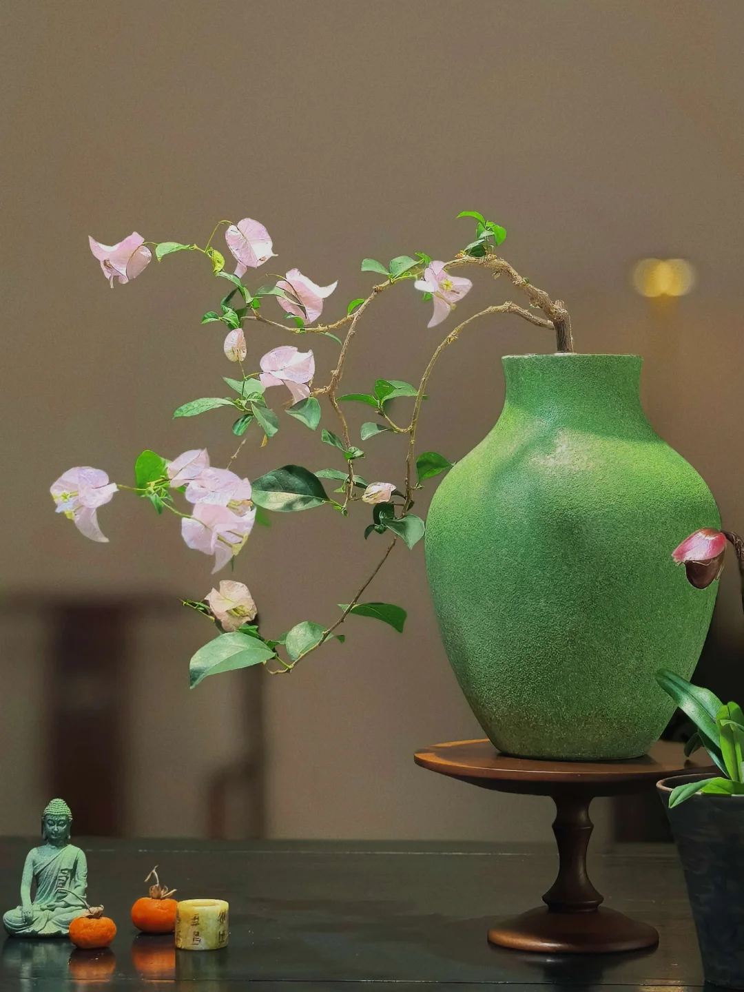“亲爱的，允许自己是朵晚开的花”