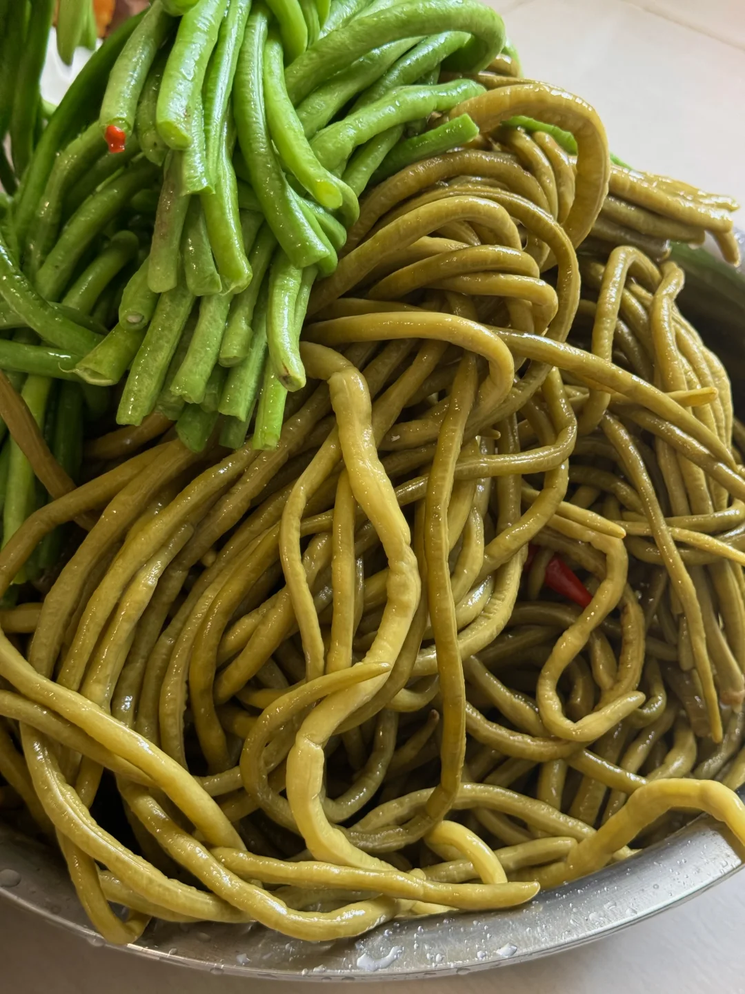 去年的酸豆角没吃完今年的又续上了/附教程