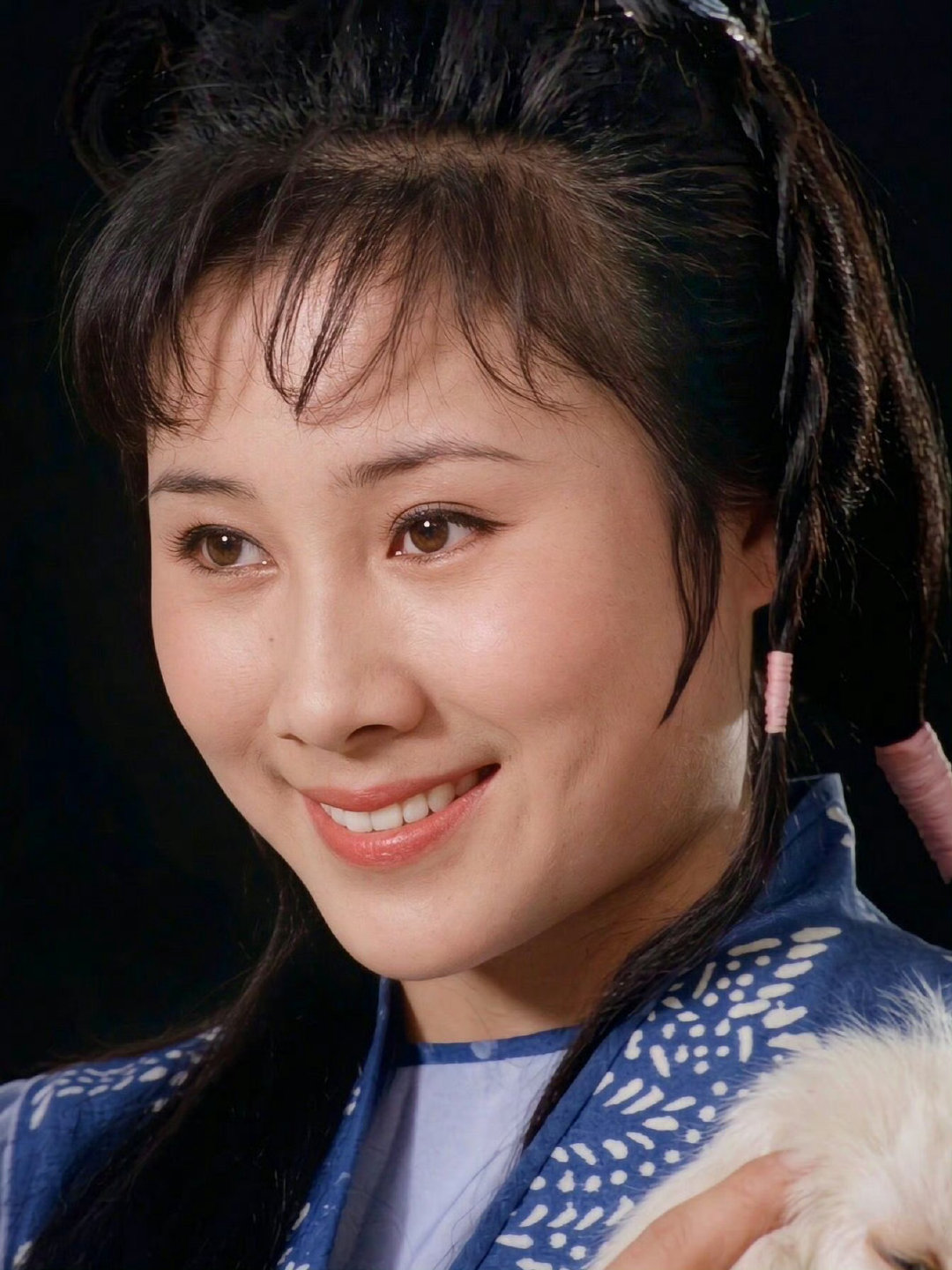 李连杰当年拍的少林寺，1毛钱的影票，1亿6000万的票房。  ​
