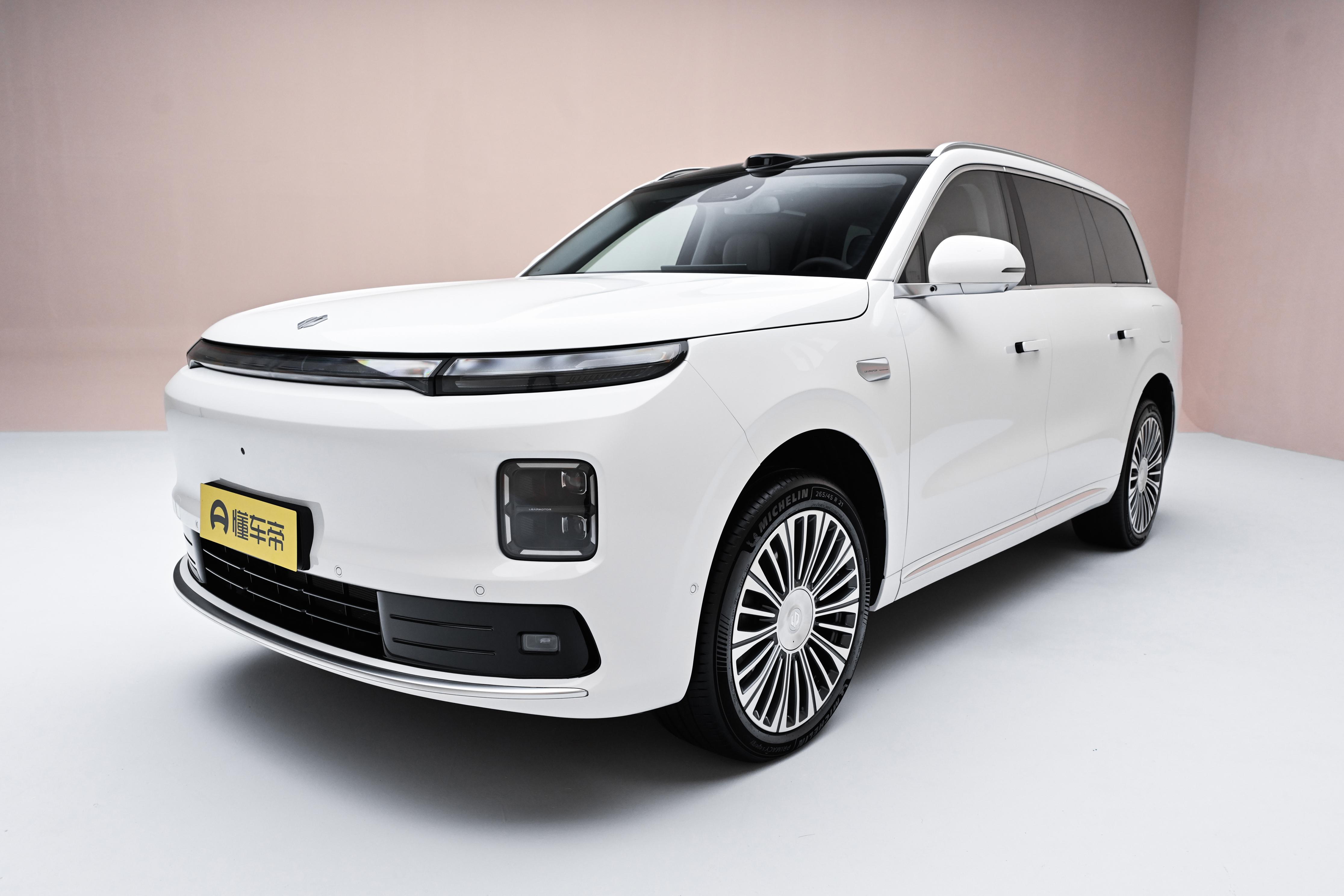 15 天狂揽 1.5 万台订单！21.98 万起的零跑 D19，在大型 SUV