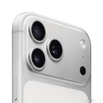 《iPhone 17 Pro Max游戏实测：A19 Pro+均热板终...