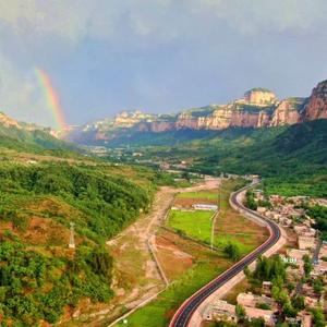 太行航拍正发生