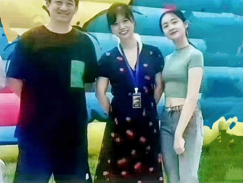 黄磊女儿黄多多有打算进入娱乐圈，不得不说她头小脸小，身材条件也十分出众，不少网友都看好她，觉得很有可能会一炮走红 娱乐 上热门 爆料