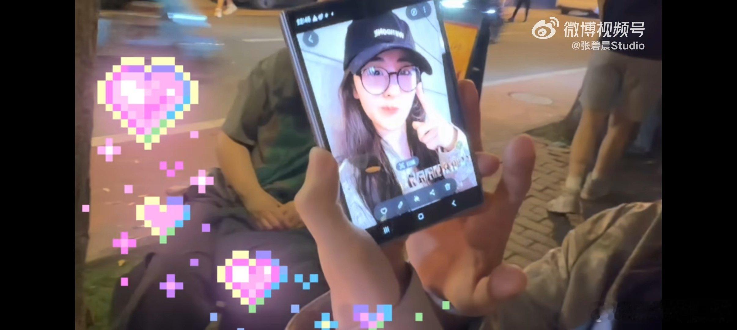 那么多张照片你倒是发呀啊啊啊啊啊 ​