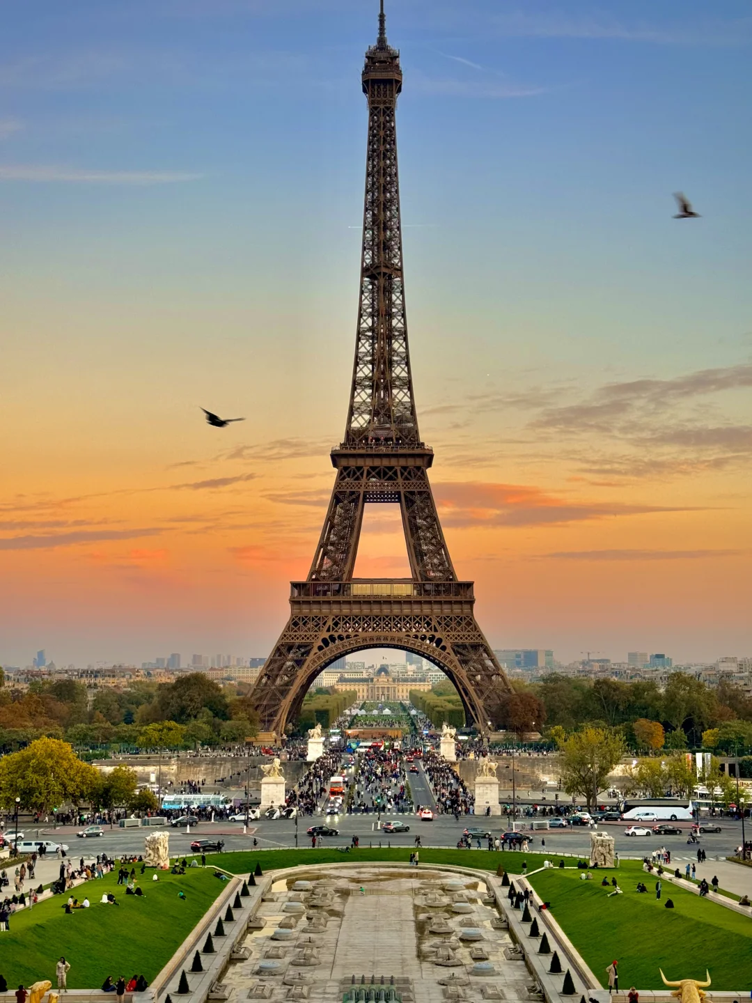 “巴黎若不动人，世间再无浪漫”