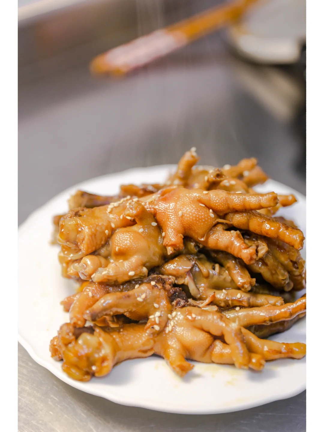 炖一锅鲍汁凤爪，开启假期模式