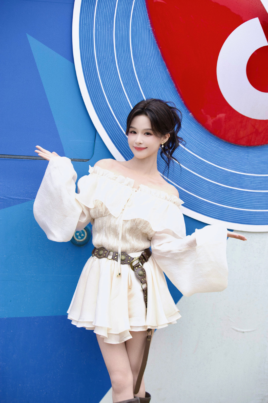 #余茵[超话]#

 𝒀𝑼𝒀𝑰𝑵'𝑺「𝑺𝒆𝒑𝒕𝒆𝒎𝒃𝒆𝒓 𝑬𝒗𝒆𝒏𝒕」🎤

今天，是唱歌好听➕学习做美食的茵茵子

#citybus巡游歌会# #抖音心动追剧盛典#  #跟着citybus在西安集体上头#  #跟着citybus逛吃全国# ​