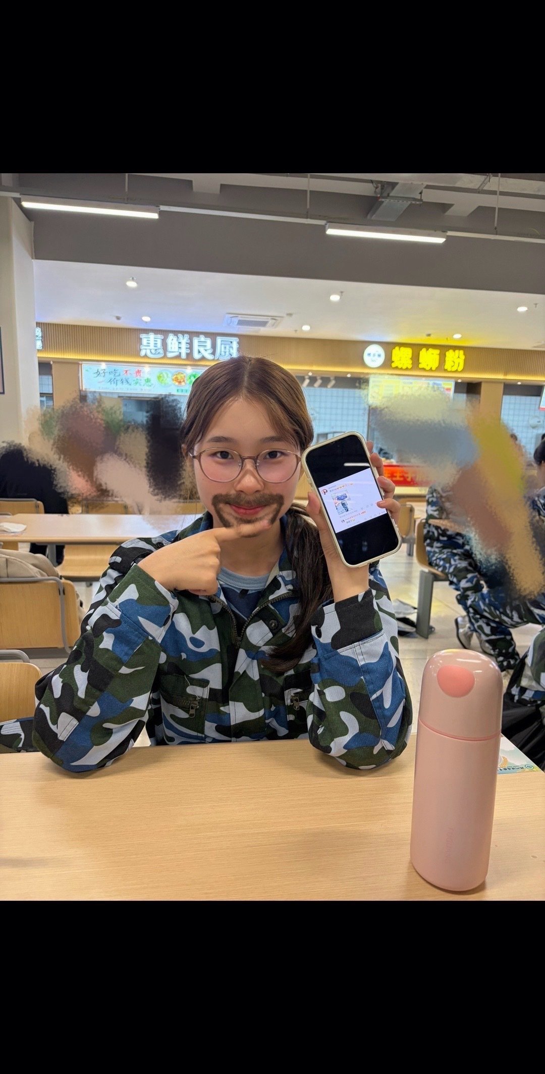 #张婧仪[超话]##张婧仪#  幸福而又幸运的一天😭😭😭🫶🏻🫶🏻🫶🏻（ps：我第一次这么多点赞量😭😭😭😭😭🫰🏻🫰🏻🫰🏻🫰🏻🫰🏻🥰🥰🥰🥰🥰🫰🏻🫰🏻🫰🏻爱这个婧仪小姐姐呀，第一次被翻牌开心🥳​