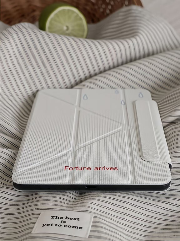 🤍浅白竖纹简约磁吸 iPad 壳｜好运文字 ins 极简风