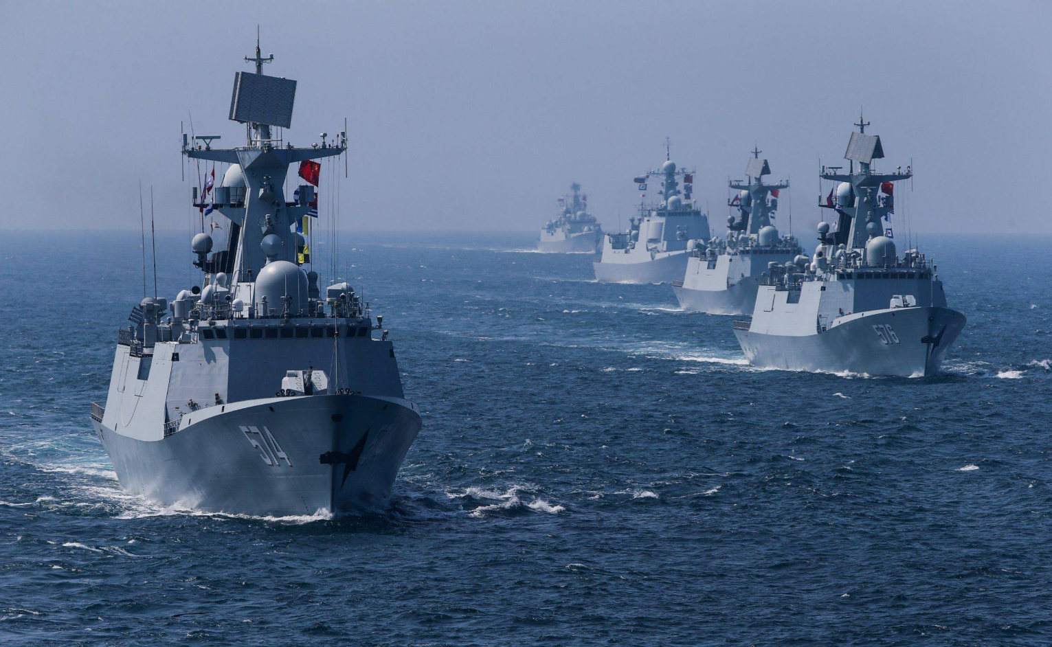 中国空军又要走出国门了。

9 月 6 日，国防部发布消息：应埃及军队邀请，中国空军将派战斗机、预警机、加油机、直升机等多型军机，参加 9 月 8 日至 10 日在阿拉曼国际机场举行的第二届埃及航展。这是中方第二次派军机参展。

注意这个阵容：战斗机负责制空作战，预警机负责空中指挥，加油机负责远程续