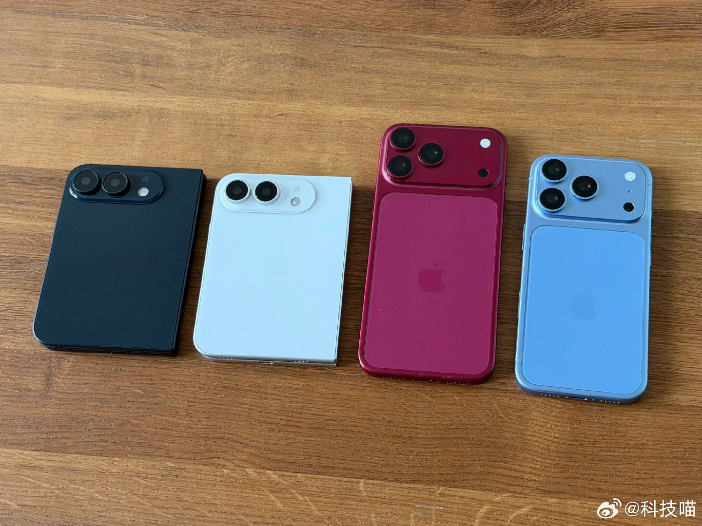 iPhone18系列马上发布，凌晨1点，iPhone涨价多少？预计涨价1000-2000元，只有3款新手机，包括苹果首款折叠屏手机

iPhone 18 Pro
iPhone 18 Pro Max
iPhone Duo

苹果Duo怎么读？苹果多？
iPhone Duo怎么读？爱疯多？[裂开] ​