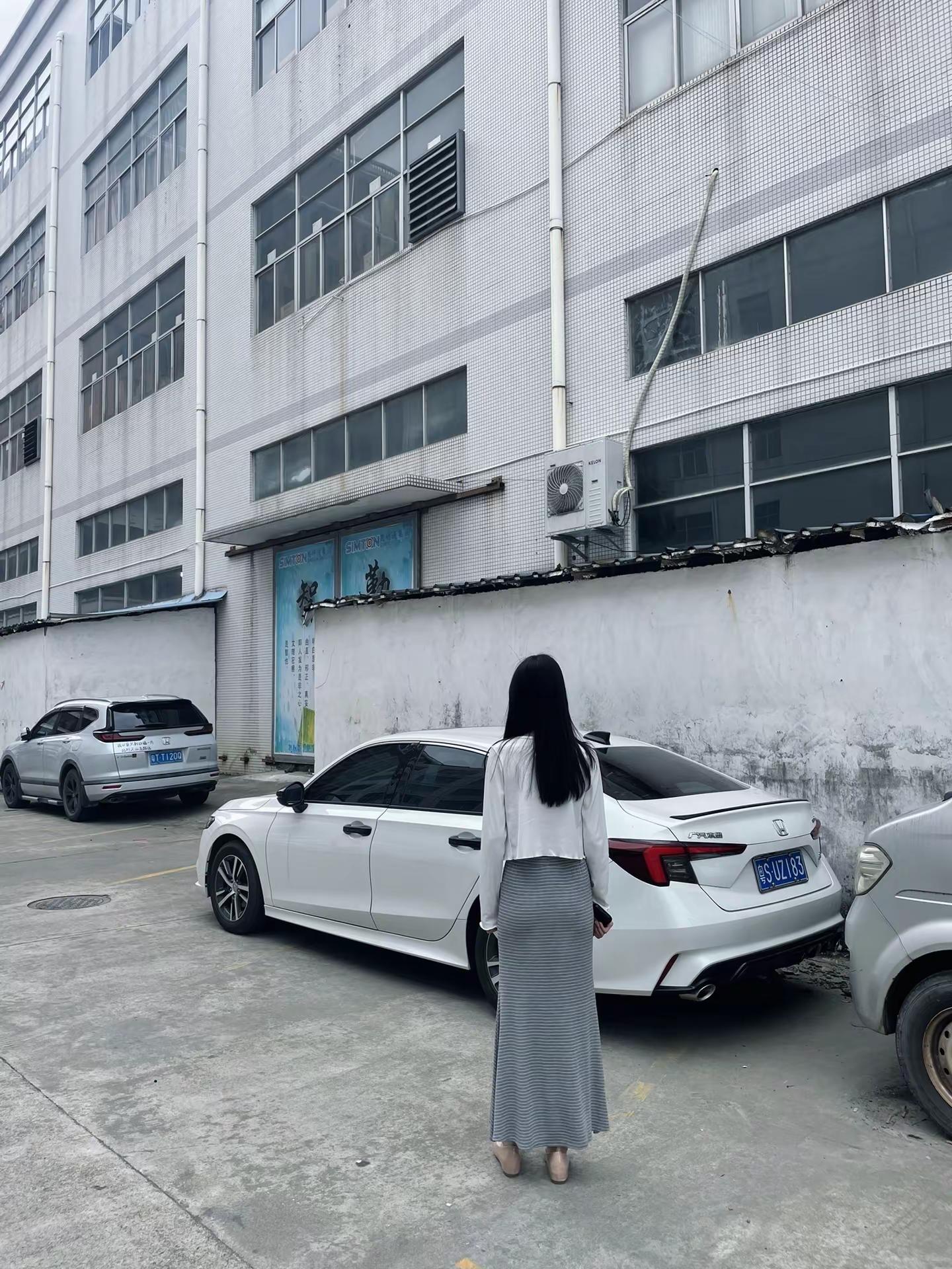 娶老婆就要娶广东的，特别是我这种农村的，彩礼2W，实在没有，1W也行，嫁妆还不少，主要还特贤惠持家，我会煲汤白色本田型格 是好车