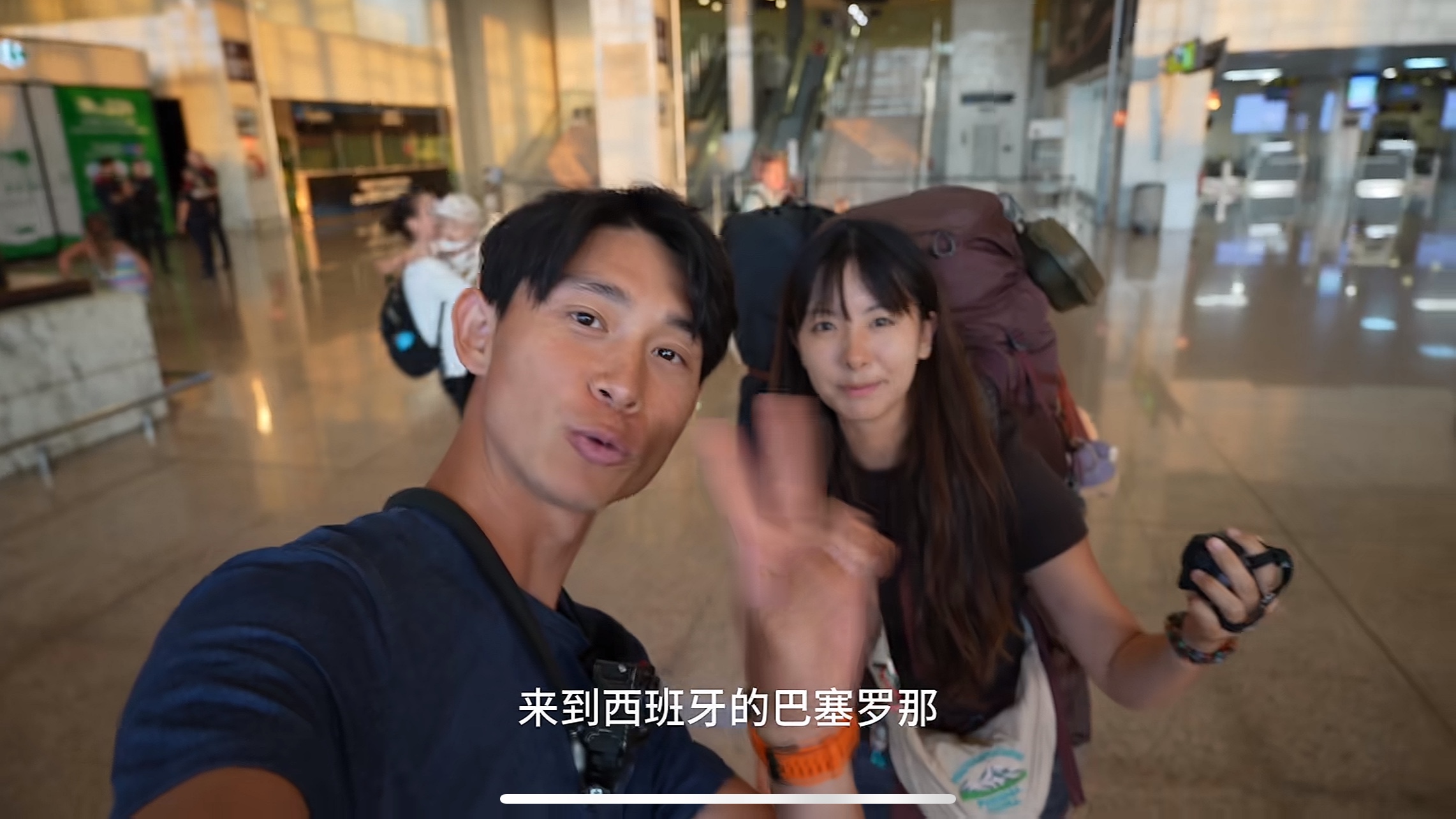 陶三丰在直播间坦诚交底：他与女搭档大拿的关系是万里骑行归途中不可或缺的一环！

断更十余天之后，长途环球骑行博主陶三丰，终于在法国波尔多重启直播。

这场久违的开播，不仅意味着他万里归国归途已经到了法国，更借着带货酒品的契机，坦诚聊了自己与女骑搭档大拿的真实关系。

一番直白交底，让很多粉丝意犹未尽