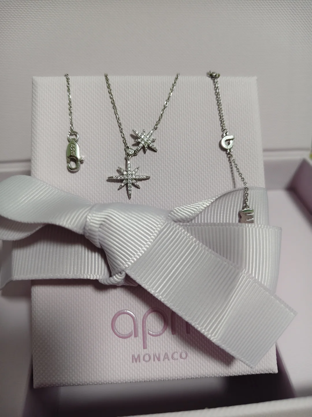 感觉apm六芒星尖尖泛黑正常吗