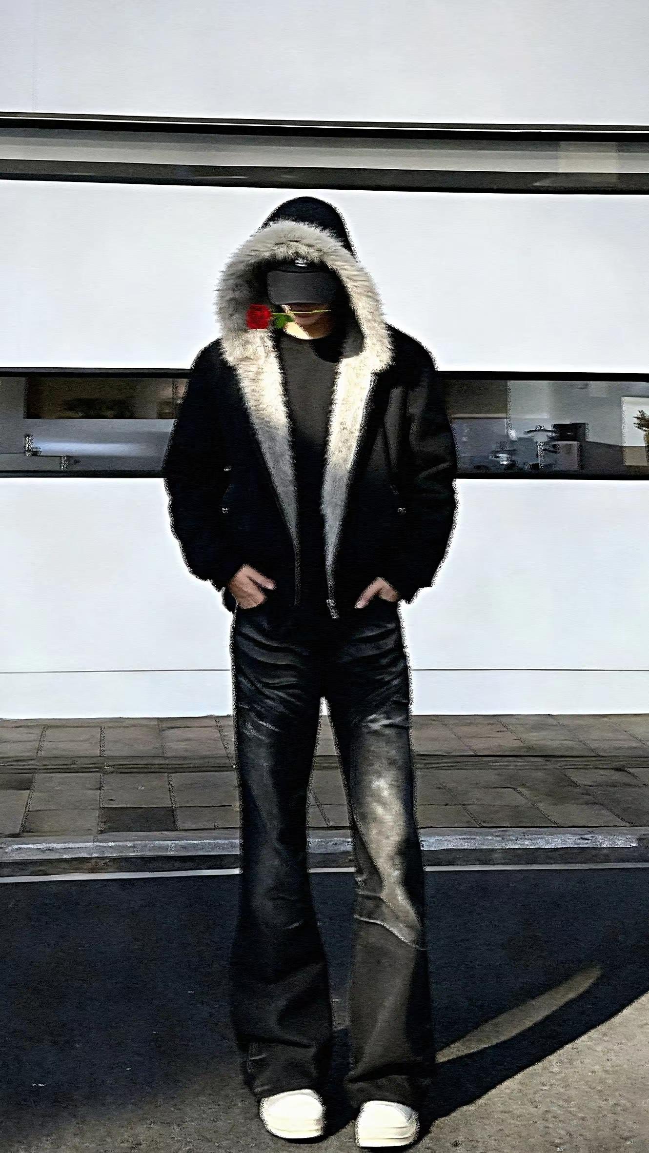 无法拥有定格时间的神技     (花花是贴纸，一张自己的手机壁纸)