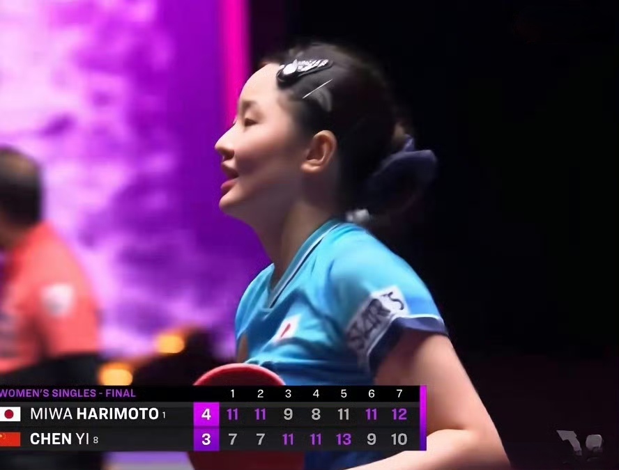 张本美和发烧打满七局夺冠
 张本美和4-3险胜陈熠，拿下冠军赛三连冠。赛后她蹲在地上哭，跑过去拥抱父亲说我我好冷。
比赛中她不止一次披上厚衣服，局间休息时身体明显发抖。她父亲赛后第一时间伸手摸她的额头，像是在确认体温。 ​​​张本美和