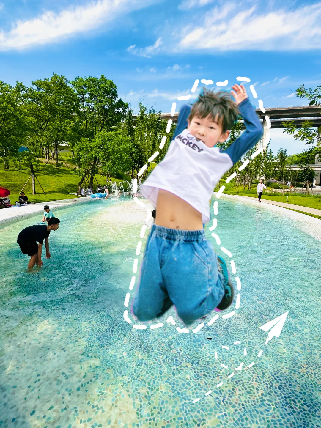 重庆新公园❗️免费玩水❓蹦床和露营也免费