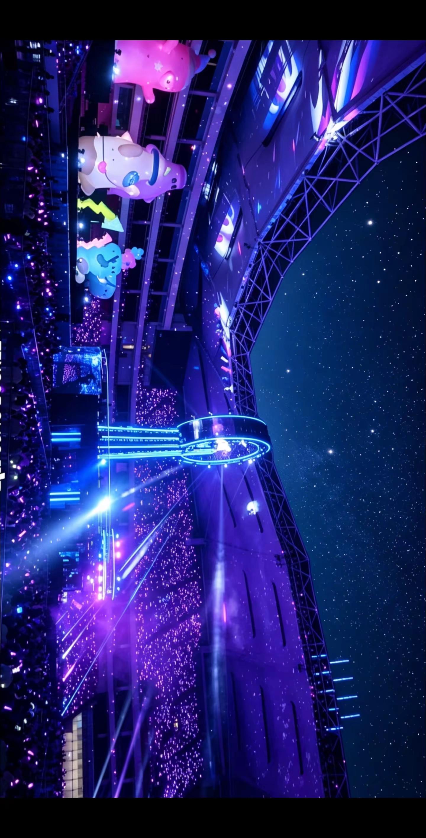 我们应该一起坐在场馆看星星 你说人类好渺小 我说爱好伟大啊王源演唱会 这个世界不能没有演唱会