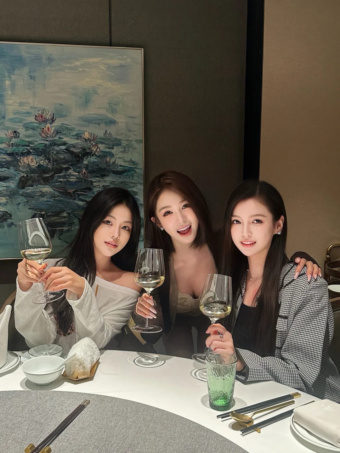 喜欢每一个从小到大的老朋友 珍贵 见面的日子都很宝贵