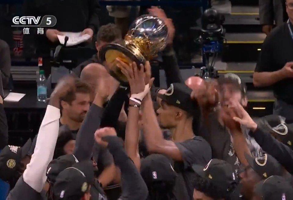 NBA季后赛西部决赛G7:文班亚马22分7板、尚帕尼6三分砍20分6板...