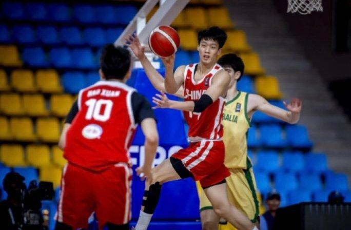 国青男篮U18亚洲杯亚军中国U18男篮成长在路上U18男篮亚洲杯决赛...