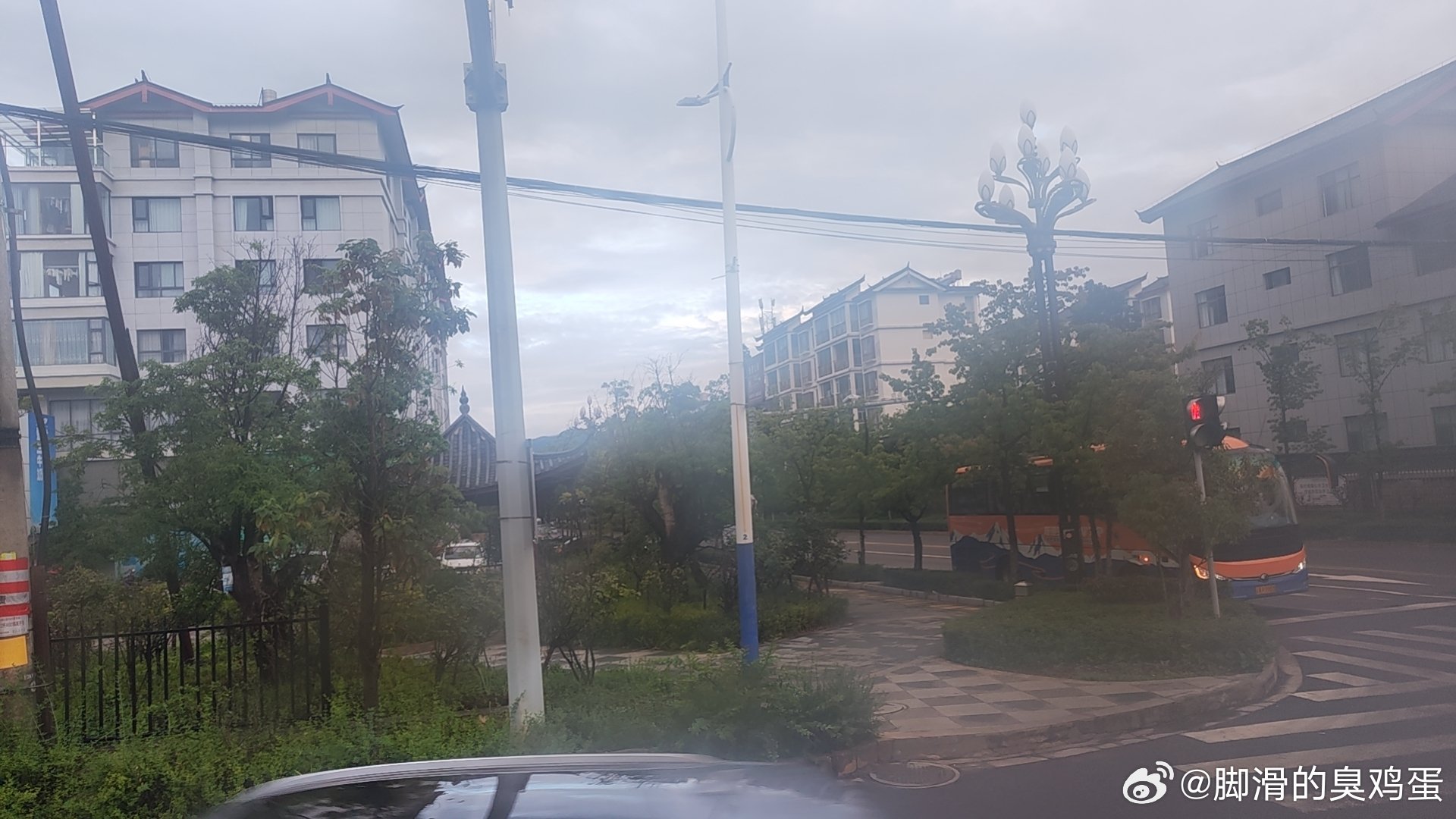 #ljj的看书日常[超话]# 我去！林俊杰我今天起的好早呀 ​