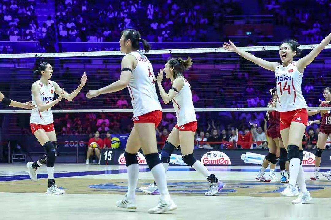 2026亚运会女排赛事！
B组：中国队3：0哈萨克斯坦队！ ​
