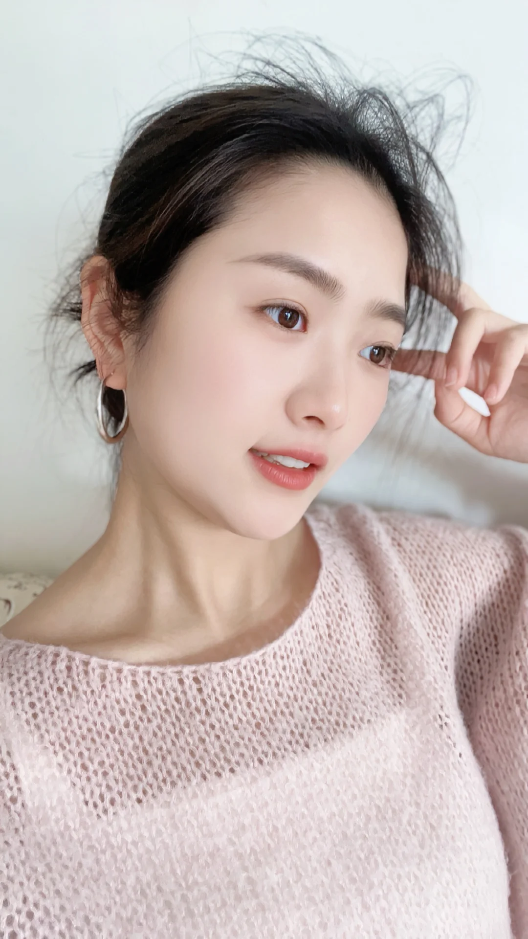 发个粉嫩嫩的自拍吧～