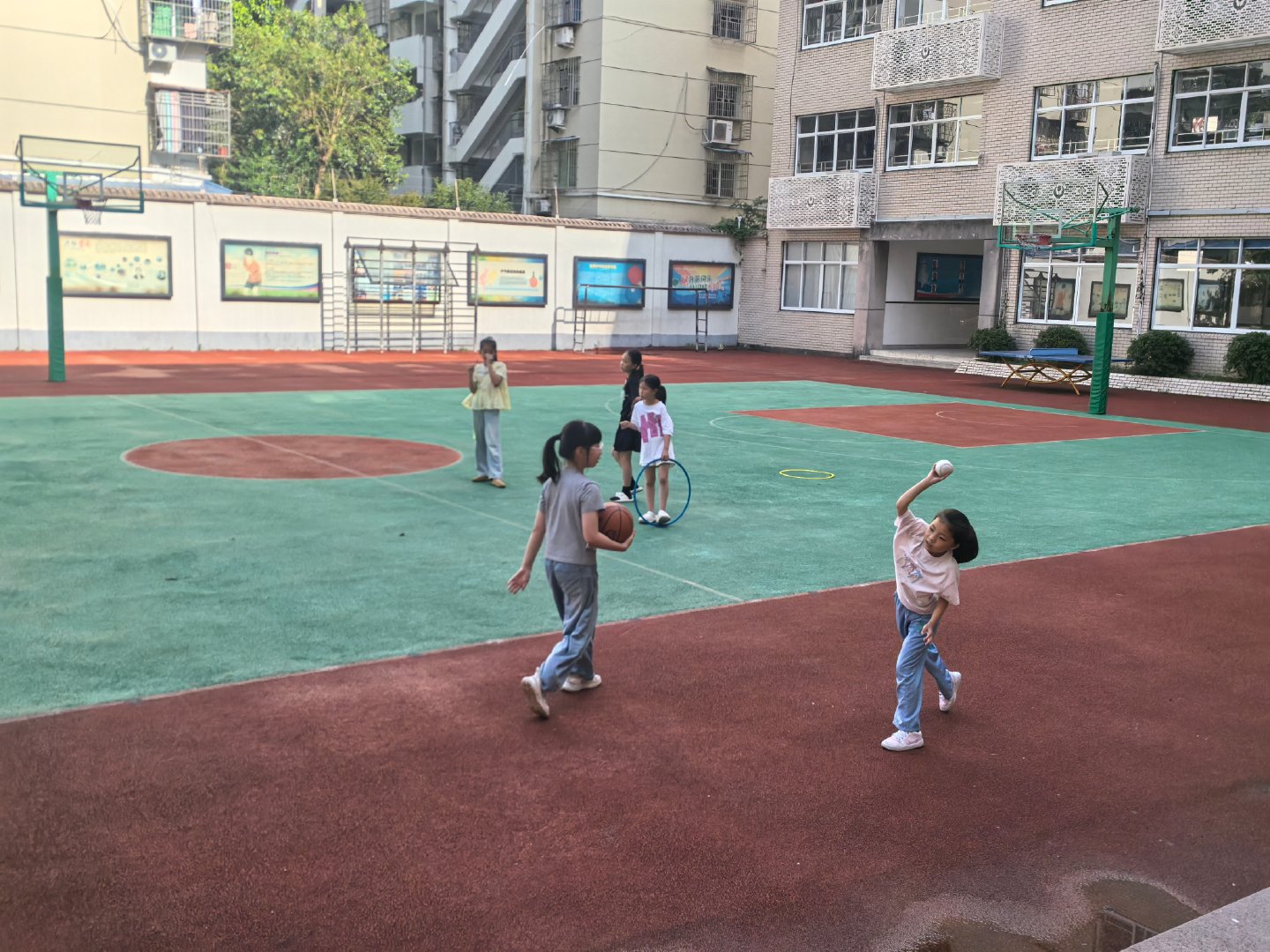 开学进行时，妈妈师德培训给娃带来的“福利”。 ​