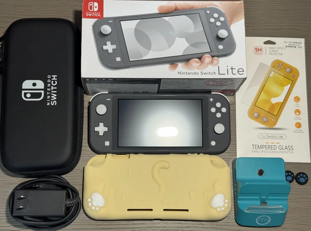 出switch lite小灰 26年
