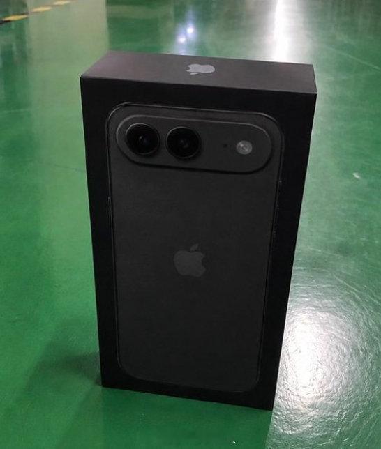 iPhone  Air 2看来确认是双摄了 ​