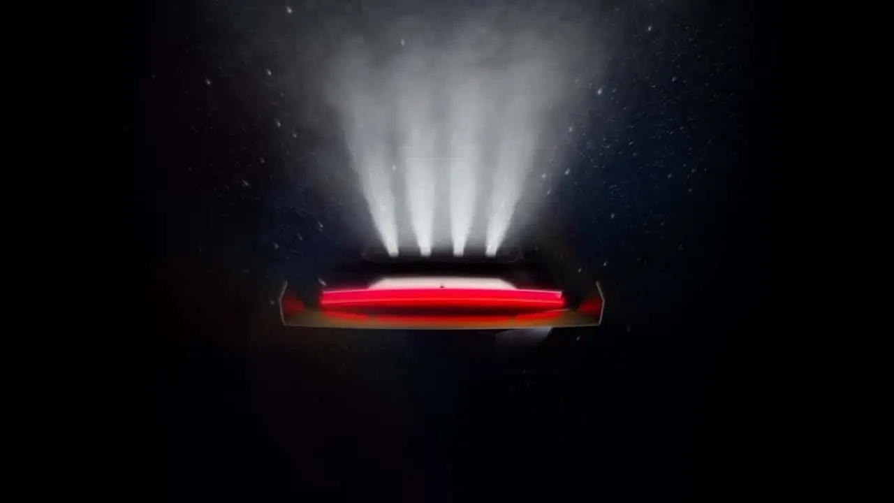 特斯拉确认新一代Roadster 10月1日亮相，这次有SpaceX技术？
特斯拉官方确认了，新一代Roadster将在10月1日揭幕，而且可能用上SpaceX合作开发的技术。这消息一出，估计很多车迷又兴奋了。不过，我倒是挺平静的。毕竟Roadster跳票也不是一次两次了，这次能不能按时交车，还得打个问号。另外，SpaceX技术 ​