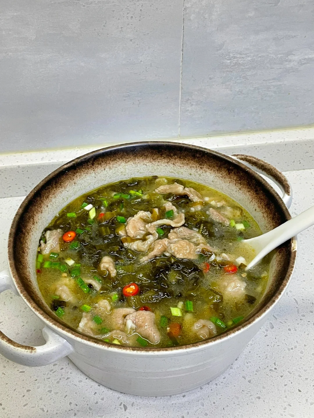 超级开胃解腻的酸汤滑肉，肉片无敌嫩滑🤤