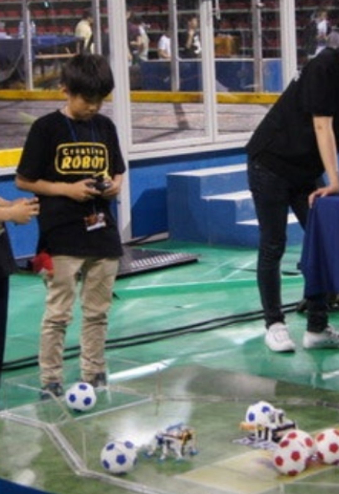 👶🏻：机器狗(?)启动!

我们宰燦尼多姿多彩的初丁生活🥹

cr.gloo777_777 ​